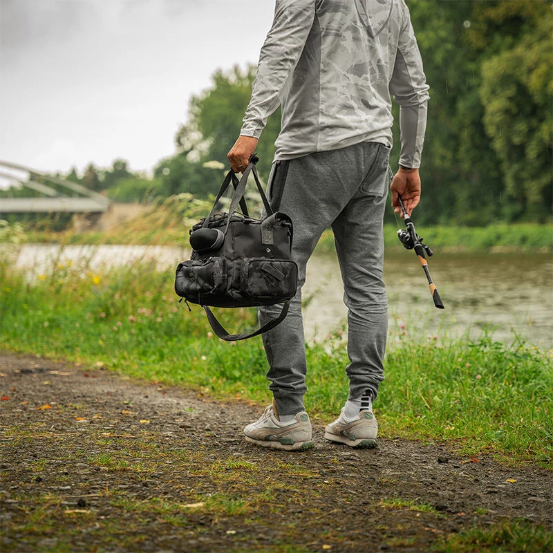 Fox Rage Camo Voyager Medium Tackle Bag